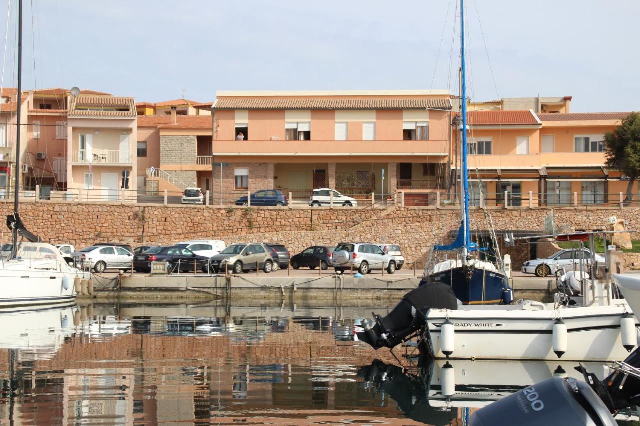 Borgo Spiaggia Vista Mare Isola Rossa Exterior photo